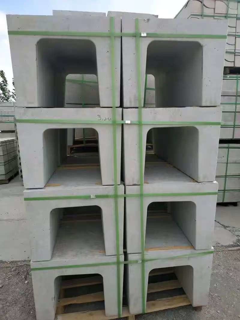 路缘石,各种型号的路缘石,每天产量千米,适合大型市政工程定制,而且现在各地全的开始采用混泥土路缘石,环保好看,耐用 路缘石,各种型号的路缘石,每天产量千米,适合大型市政工程定制,而且现在各地全的开始采用混泥土路缘石,环保好看,耐用